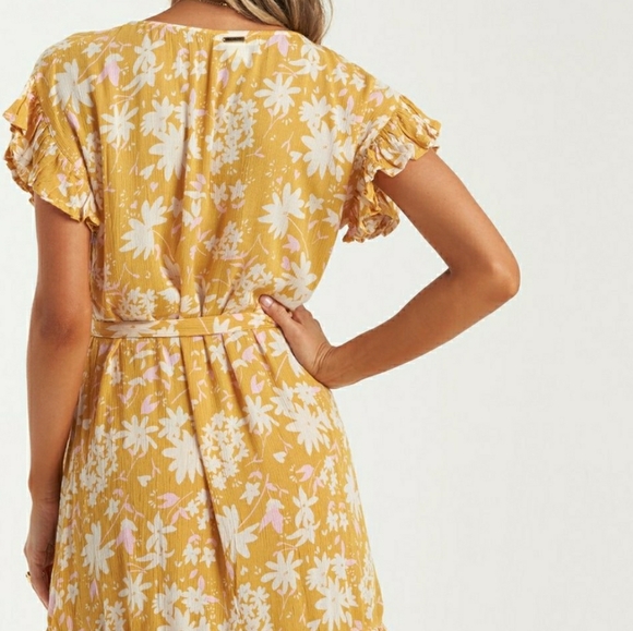 NWT Billabong Wrap and Roll dress in yellow M - Picture 6 of 12